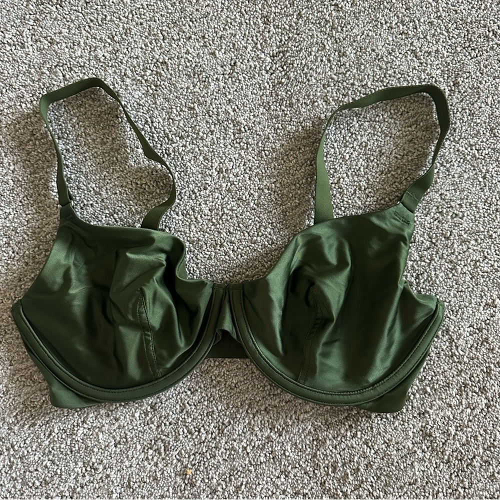 CUUP Size 32F The Plunge Green Unpadded Adjustable Underwire Lightweight Bra